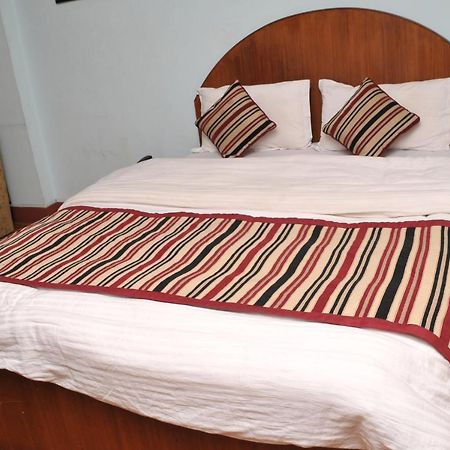 Hotel Brihaspati Катманду Екстериор снимка